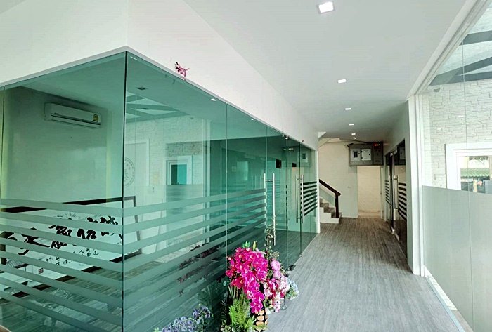 ขายหรือให้เช่า ออฟฟิต อาคารสำนักงาน 2 ชั้น 101 ตร.วา ย่านใจกลางเมืองลาดพร้าว87